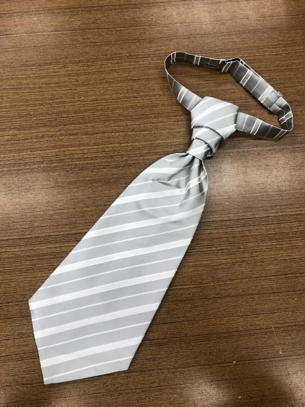 YT-986G Japanese Made Ascot Tie(Europe Tie) Silk Satin Stripe Grey[Formal Accessories] Yamamoto(EXCY)