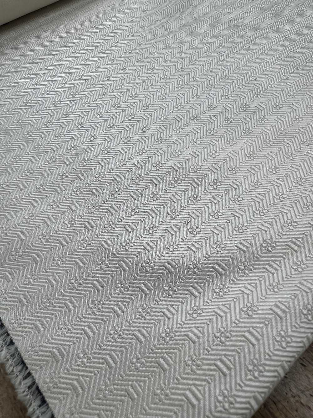 AI-16 Silk Jacquard Woven Pattern Silver [outlet][Textile] Yamamoto(EXCY)