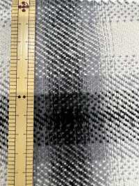 K-4022 Triple Yarn Twill Fuzzy On Play Check[Textile / Fabric] Kuwamura Textile Sub Photo