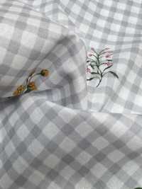 7027-640-3 80 Lawn Gingham + Flowers[Textile / Fabric] HOKKOH Sub Photo