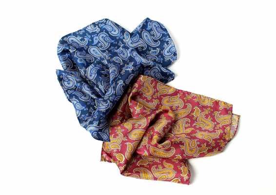 PNC-1 Neckerchief Italian Printed Silk Paisley Blue/Wine Red