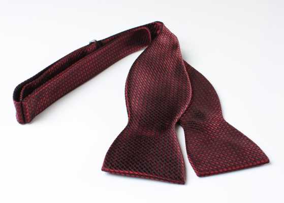 MT-987 Japanese-made Silk Hand-Tied Bow Tie, Pique Pattern, Maroon